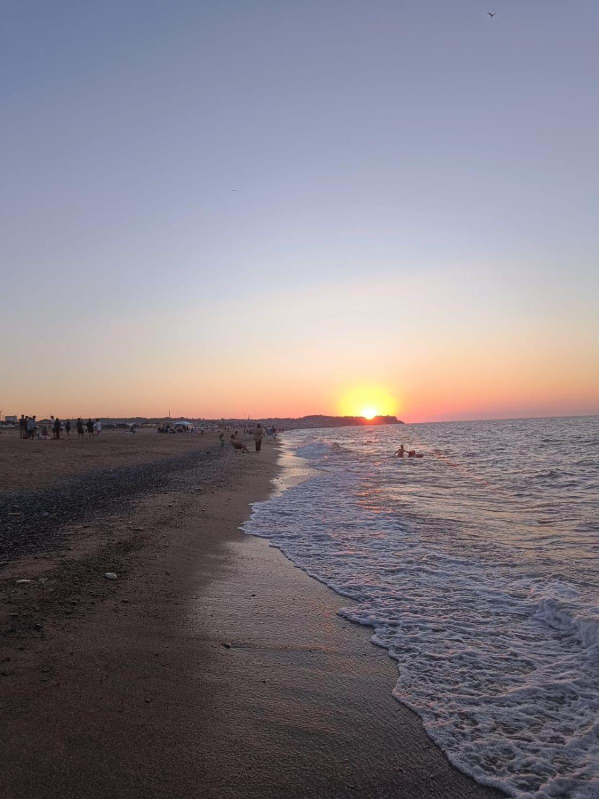 DALGA balık restoran ve KONAKLAMA Arnavutkoy Dış mekan fotoğraf